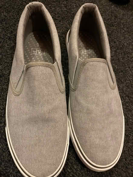 Photo of free Size 9 pumps (used) (Pontefract WF8 area) #3