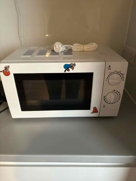 Photo of free Microwave (L8) #1