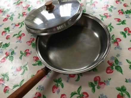 Photo of free Frying pan with lid (Amersham Common HP7) #1
