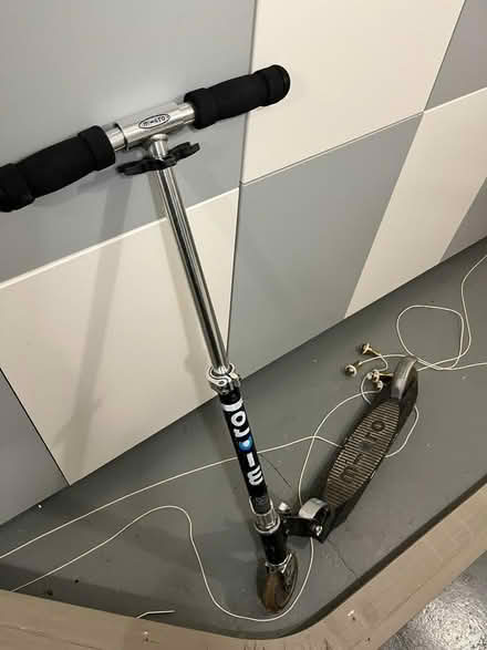 Photo of free Black micro scooter (Shepherds Bush W14) #1
