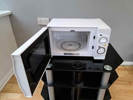 Photo of free Microwave (Binfield RG42) #4