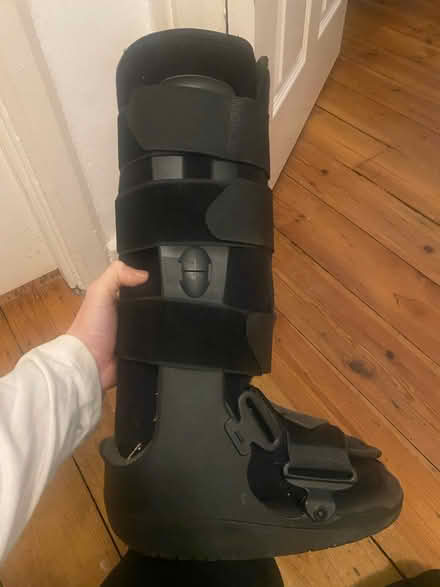 Photo of free Form fit boot (BN2 hanover) #1