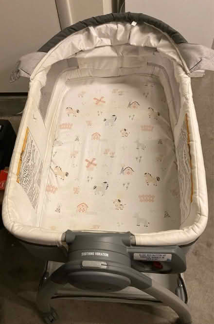 Photo of free Graco Bassinet (Emeryville) #2