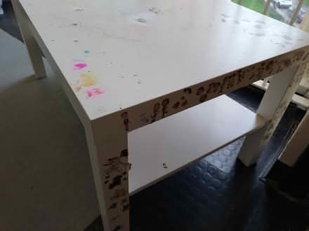 Photo of free White craft table (CR0) #1