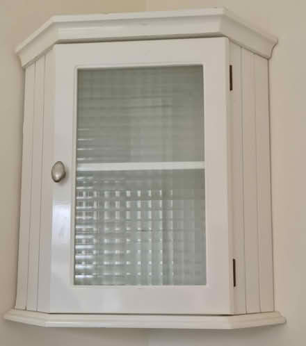 Photo of free Corner bathroom cabinet (Hythe Southampton) #2