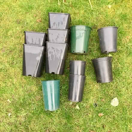 Photo of free Large Plant Pots (Eaton NR4) #1