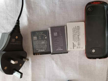 Photo of free Classic mobile phones (Winnersh RG41) #3