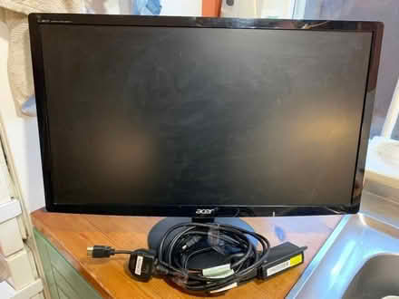 Photo of free ACER LCD computer monitor (S240HL) (Bradford on Avon BA15) #1