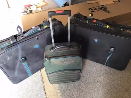 Photo of free Suitcases (CT14) #2