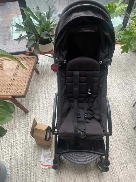 Photo of free Yoyo travel stroller by babyzen (Near Thornhill square N1) #2