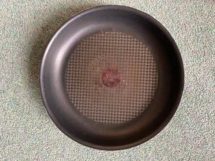 Photo of free Frying pan (no handle) (Eltham, SE9) #1