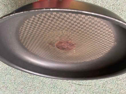 Photo of free Frying pan (no handle) (Eltham, SE9) #3