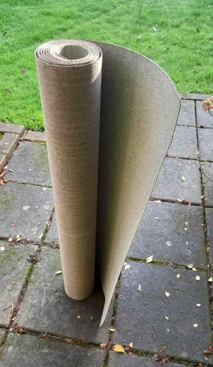 Photo of free Roofing felt approx 6m x 1m (Hook KT9) #1
