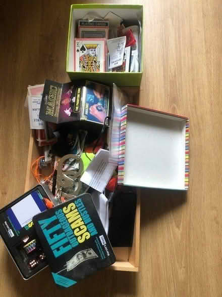 Photo of free Magic tricks stuff (BN41) #2