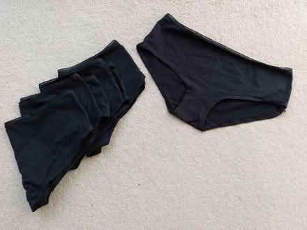 Photo of free Midi pants (Selsdon CR2) #1