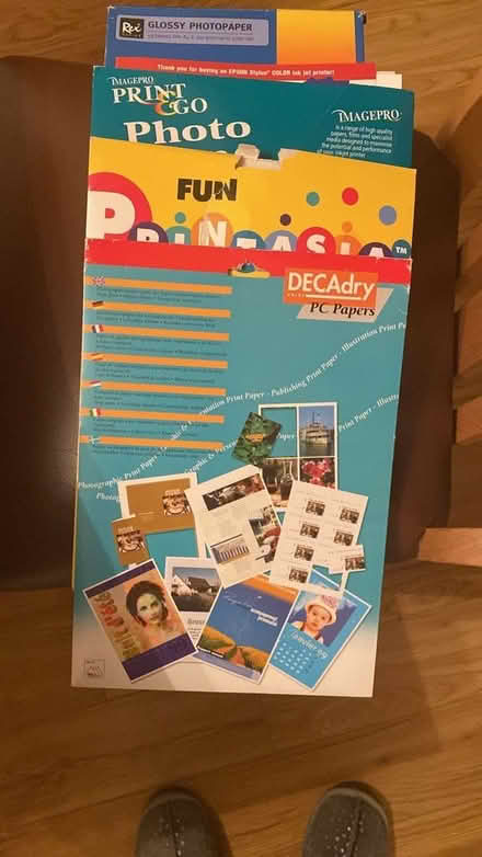 Photo of free Computer photo paper (Wickford) #1