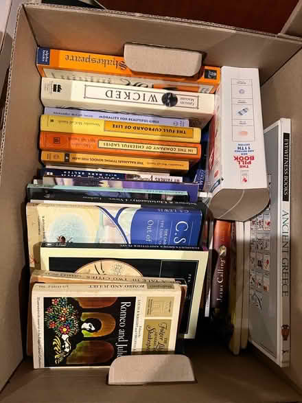 Photo of free Books, glassware, poster board etc (Columbia) #3