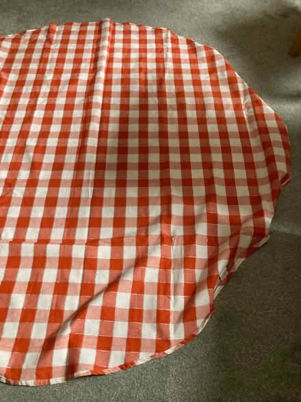 Photo of free Tablecloth (Heytesbury BA12) #1