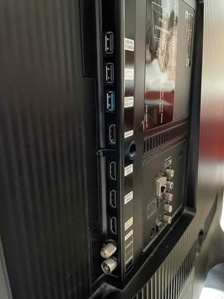 Photo of free Superb Samsung 48” Smart TV (Penkhull, Stoke. ST4) #4