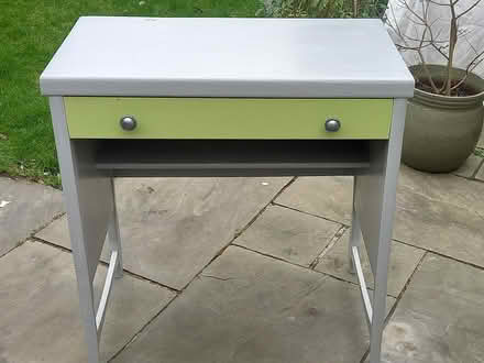 Photo of free Small painted table with drawer (Elmfarm Aylesbury HP21) #1