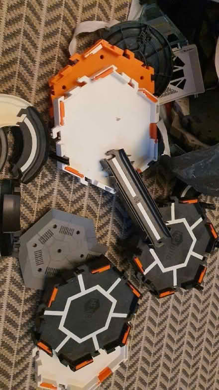 Photo of free Hex bug toy ramps and bridges set (Chafford Hundred RM16) #2
