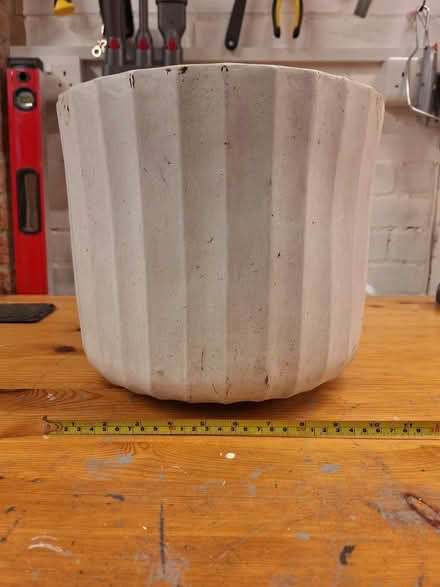 Photo of free Large white plant pot (Oakley HP18) #1