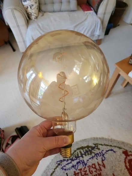 Photo of free Large decorative screw in E27 bulb (Emsworth) #1