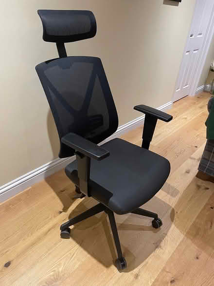 Photo of free Office chair - needs gas cylinder (Lindfield) #3