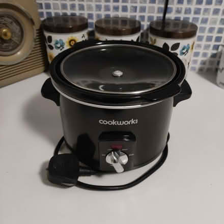 Photo of free Small Slow Cooker (Ore TN34) #1