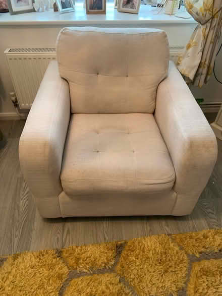 Photo of free Cream arm chair (Hoddesdon) #4
