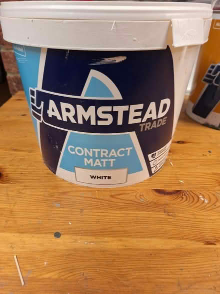 Photo of free 5l white emulsion paint (Oakley HP18) #1