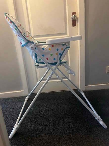 Photo of free High Chair (Irlams o' th' Height M6 7) #3