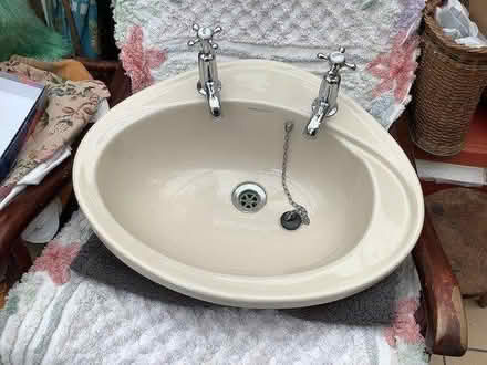 Photo of free Wash hand basin (PO13 Lee-on-the-Solent) #4