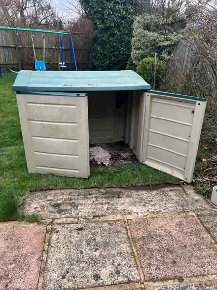 Photo of free Storage (Epsom, KT19) #1