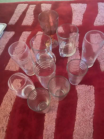 Photo of free Various pint & 1/2pint glasses (hanworth - TW13) #1