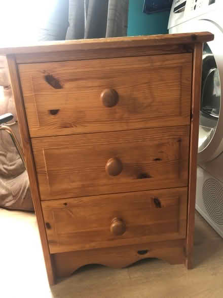 Photo of free Small chest of drawers (HP22 Wendover) #1