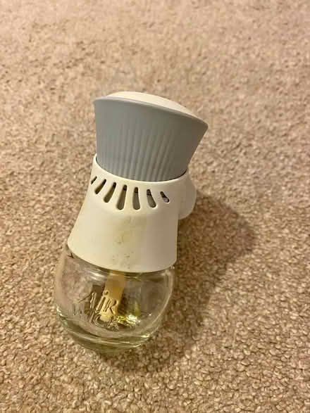 Photo of Air wick diffuser (Hove, BN3) #1