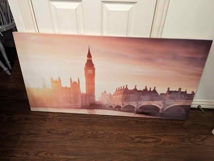 Photo of free London canvas (Loughborough LE11) #1