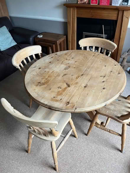 Photo of free Kitchen/Dining Table and 4 chairs (Welton LN2) #1