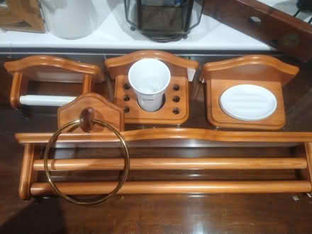 Photo of free Bathroom-set (Dursley GL11) #1