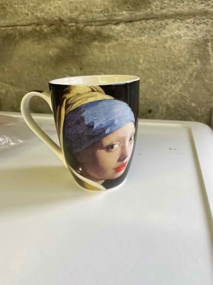 Photo of free Girl with pearl earring mug (N11) #2