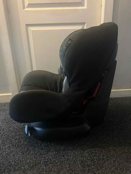 Photo of free Maxi-Cosi Car Seat (Irlams o' th' Height M6 7) #3