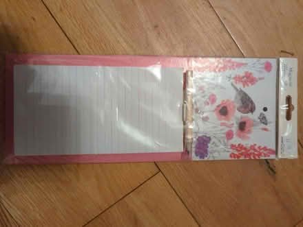 Photo of free Magnetic memo pad -Kibworth (Kibworth Beauchamp LE8) #1
