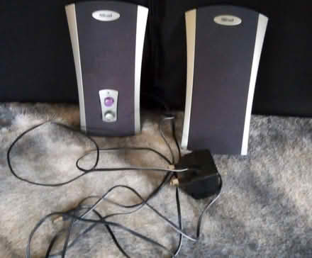 Photo of free Computer speakers (Bronllys LD3) #1