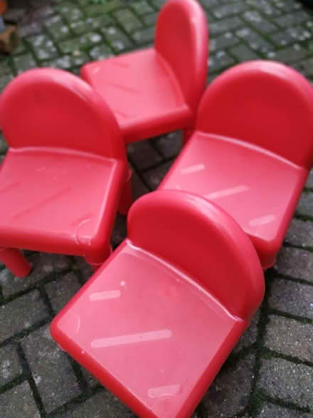 Photo of free Little kids seats x4 (Winnersh RG41) #1