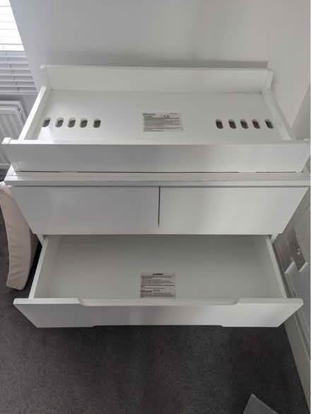 Photo of free Bloom Alma changing table & drawers (Camden NW1) #1