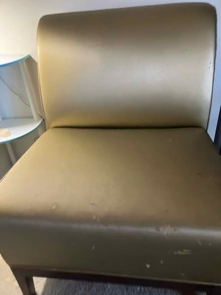 Photo of free sofa chair (N Armistead St) #2