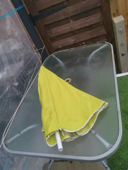 Photo of free Garden table (Barnet) #1