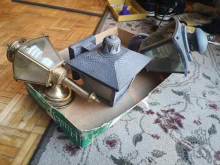 Photo of free older outdoor working lights (greenbank&huntclub) #3