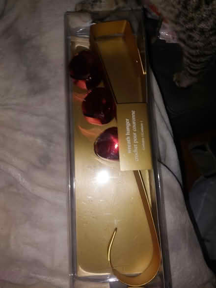 Photo of free Pier one imports wreath holder (Jamaica new york) #1